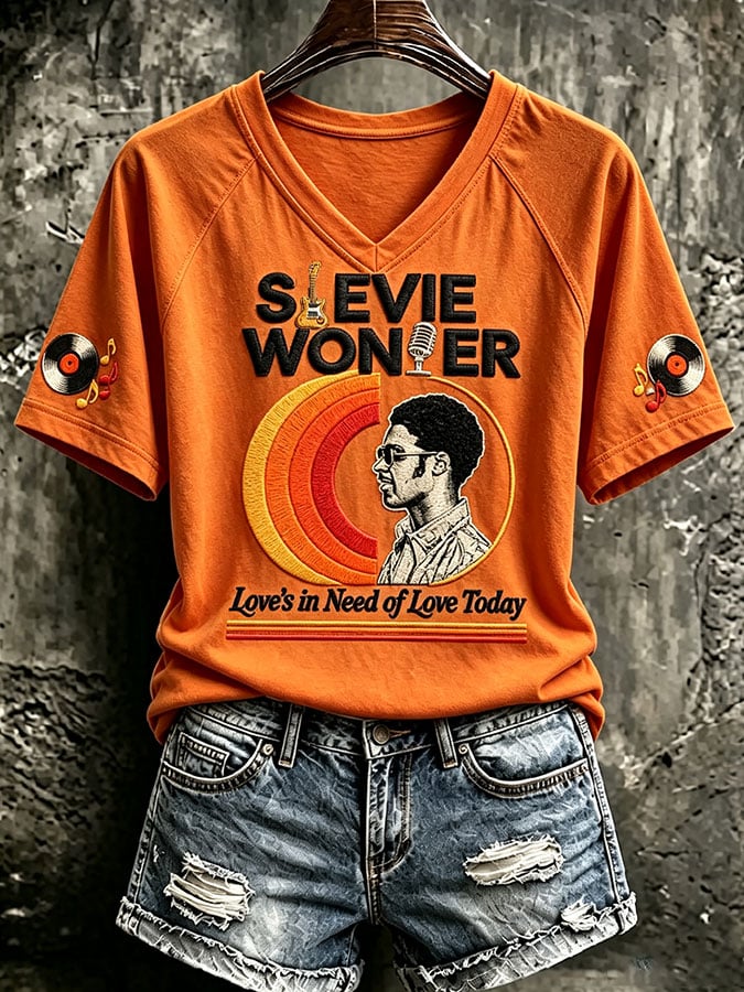 Women's Tour Graphic Top