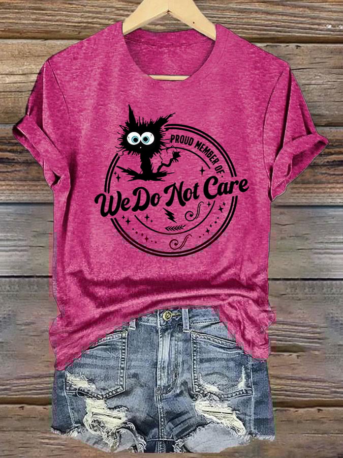 Retro Funny Proud Member Of Club We Do Not Care Menopause Perimenopause Print T-Shirt