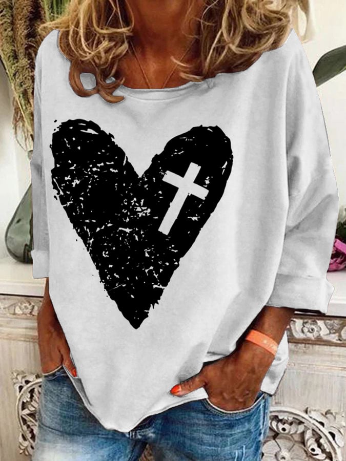 Women'S Heart & Cross Print Sweatshirt