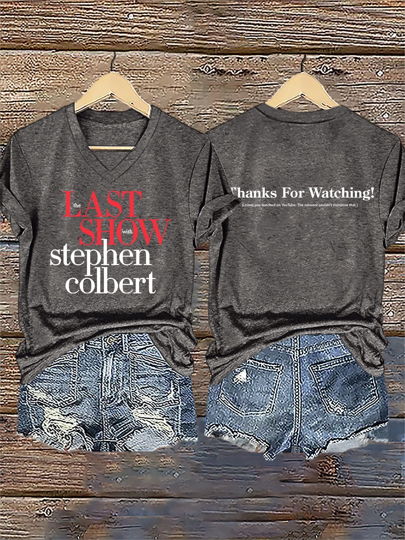 🔥Buy 3 Get 15% Off V-Neck Retro Last Show Print T-Shirt