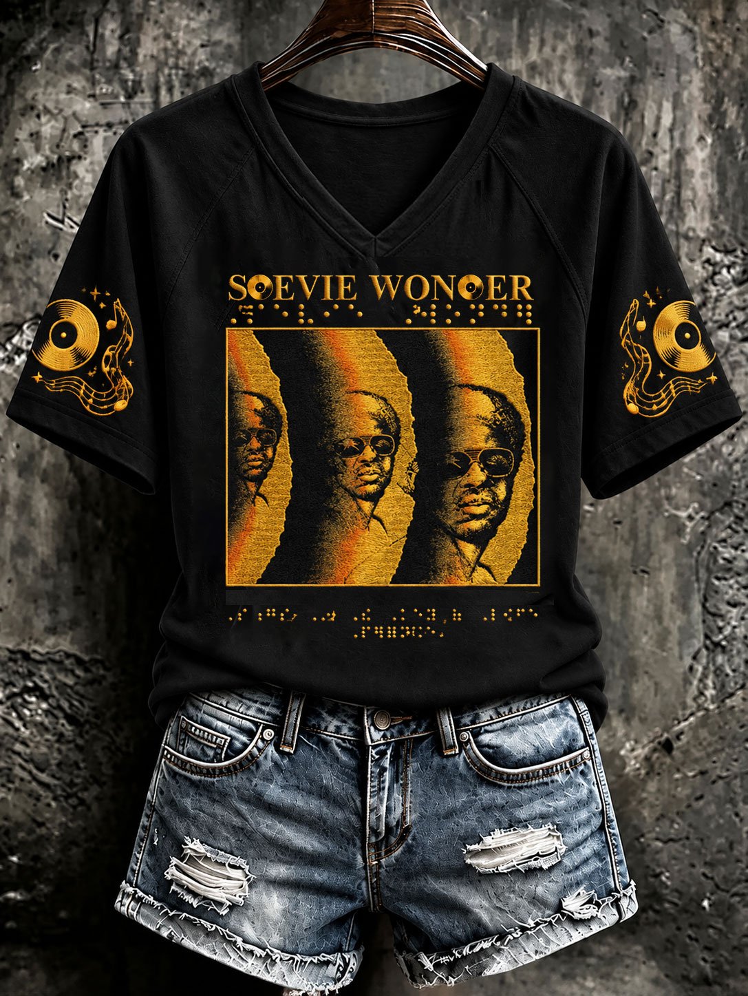 Women's Tour Graphic Top
