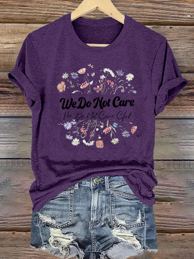 Women's Round-Neck Retro Funny Proud Member Of Club We Do Not Care Menopause Perimenopause Print T-Shirt