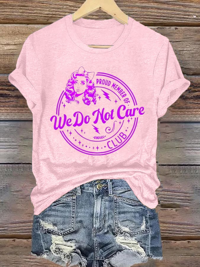 Women's Round-Neck Retro Funny Proud Member Of WDNC Club We Do Not Care Menopause Perimenopause Print T-Shirt