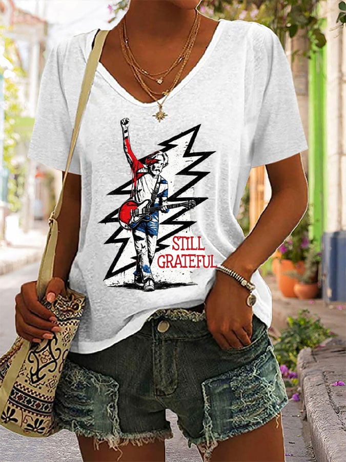 🔥Buy 3 Get 15% Off Women's Retro Rock Singer Commemorative Print T-Shirt