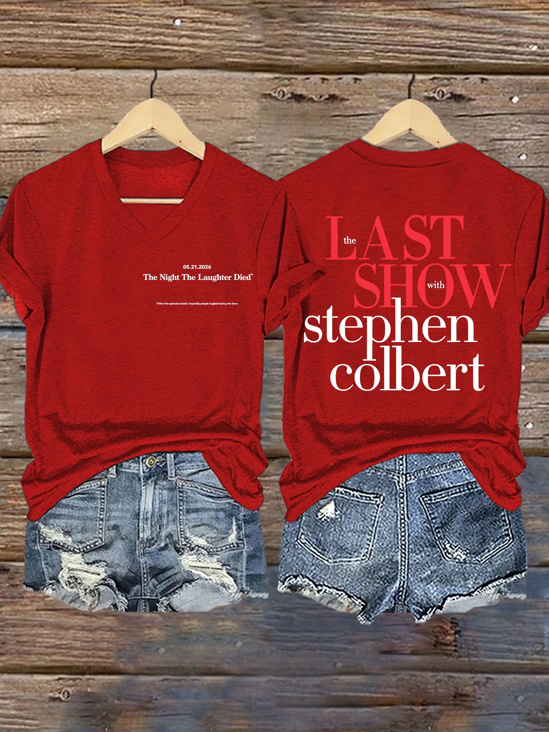 V-Neck Retro Last Show 05.21.2026 The Night The Laughter Died After The Episode Ended. Hopefully People Laughed During The Show Print T-Shirt
