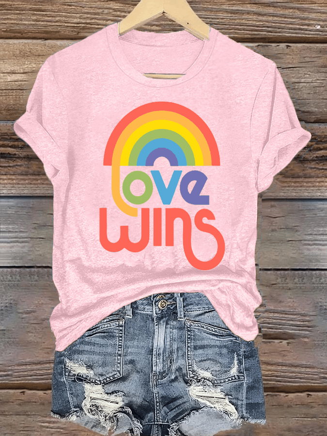 Women's Love wins with rainbow Oversized T-Shirt