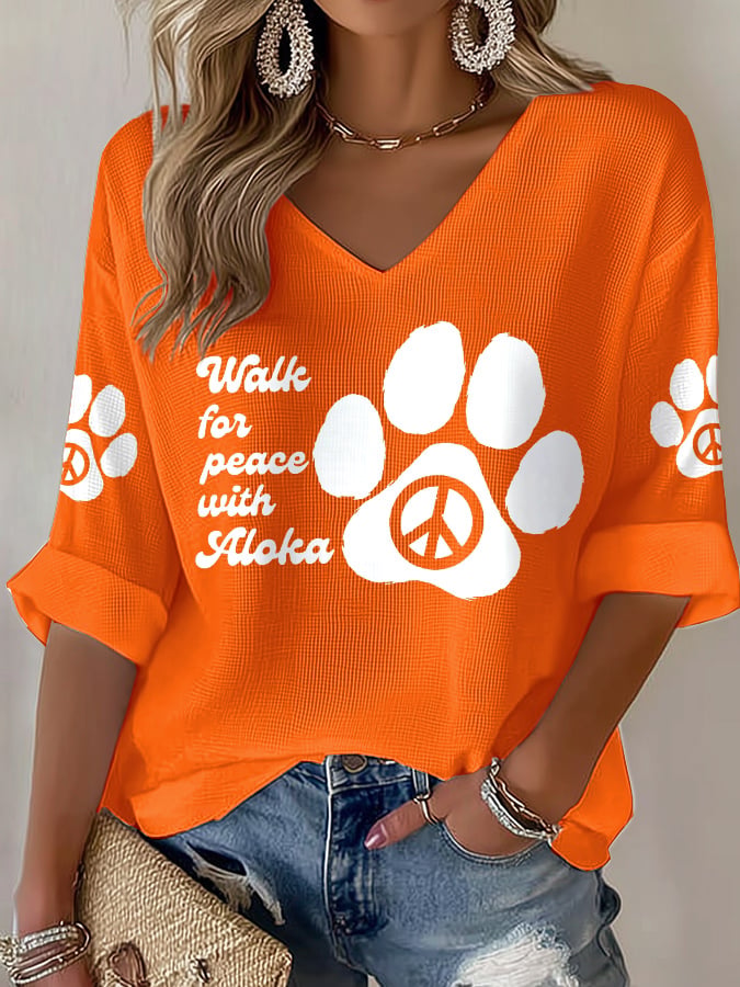 V-Neck Retro Walk For Peace Like Aloka Print T-Shirt