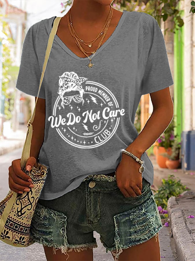 Women's  V-neck Retro Funny Proud Member Of  Club Menopause Perimenopause Print T-Shirt