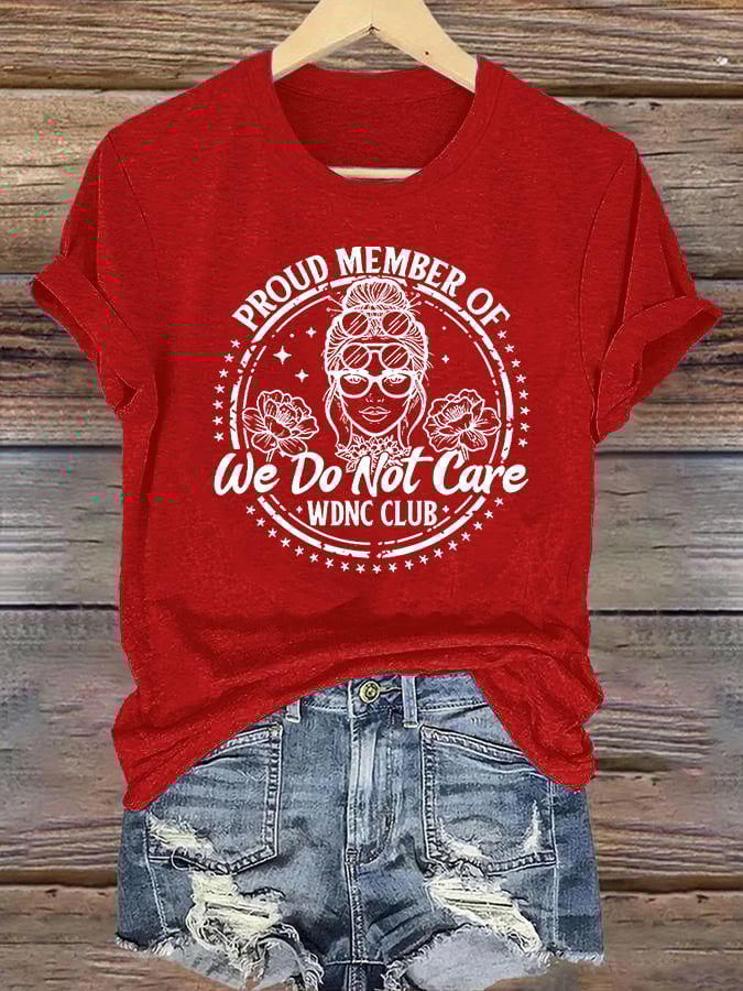 Women's Round-Neck Retro Funny Proud Member Of WDNC Club We Do Not Care Menopause Perimenopause Print T-Shirt