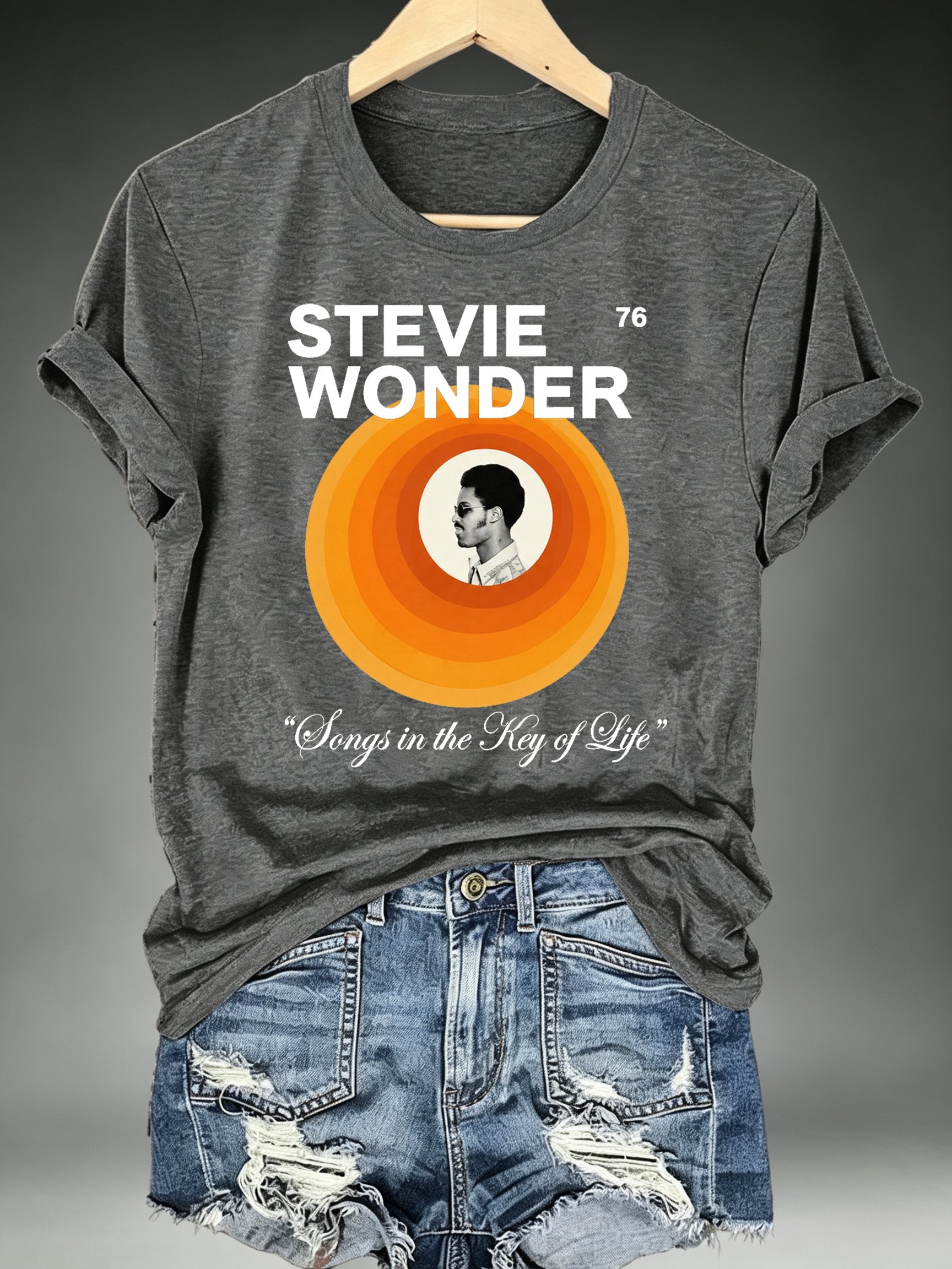 Women's  Retro Album Concentric Circles Graphic Apparel Anniversary Tour  Shirt