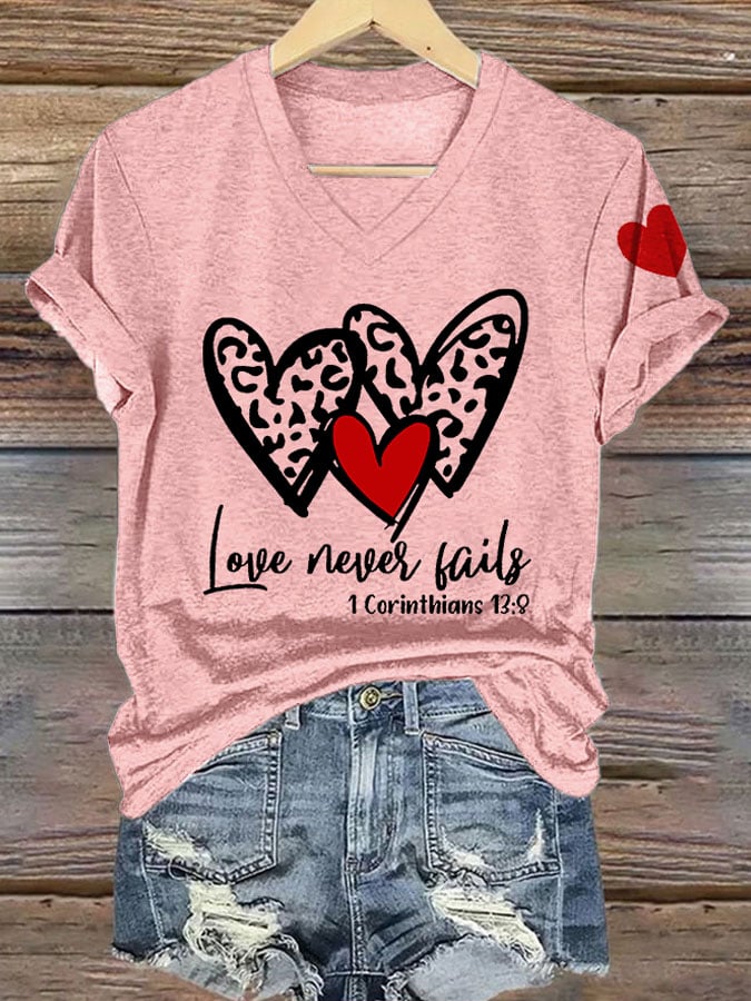 Women's Love Never Fails Heart Printed Casual V-Neck T-Shirt