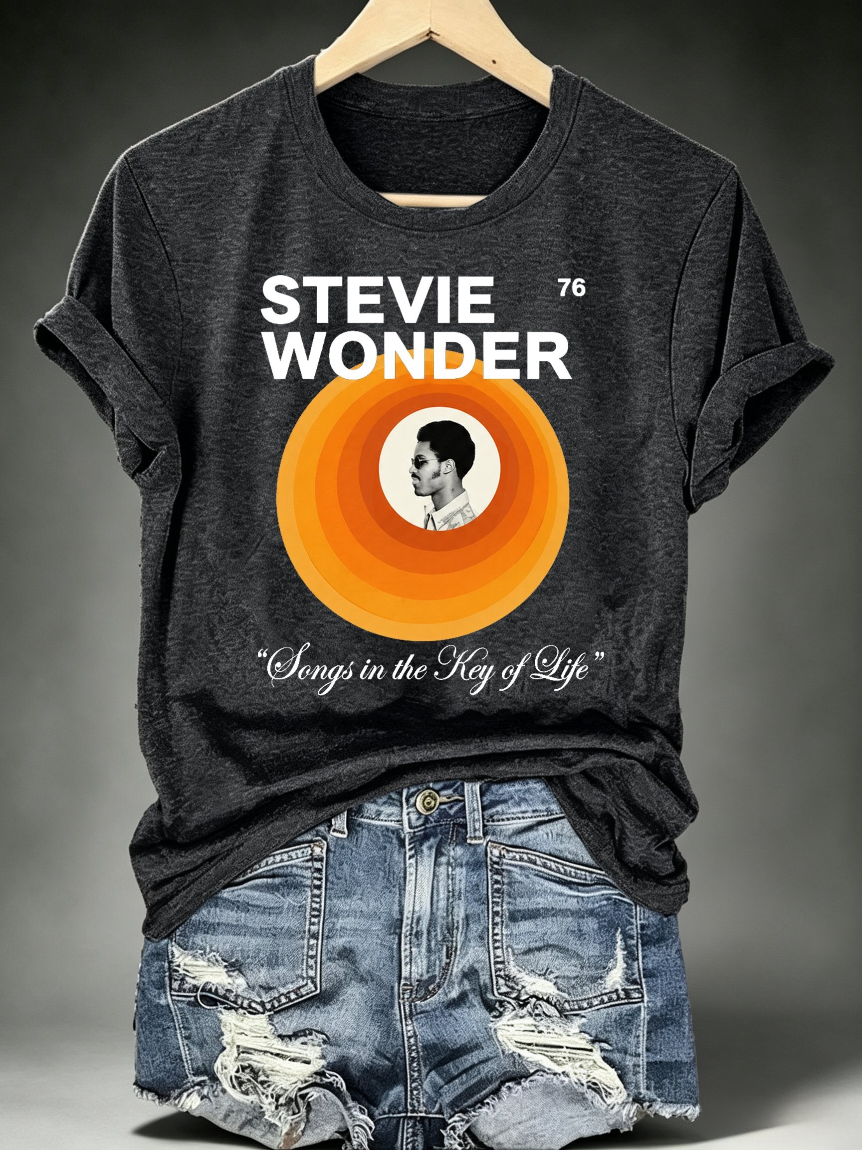 Women's  Retro Album Concentric Circles Graphic Apparel Anniversary Tour  Shirt