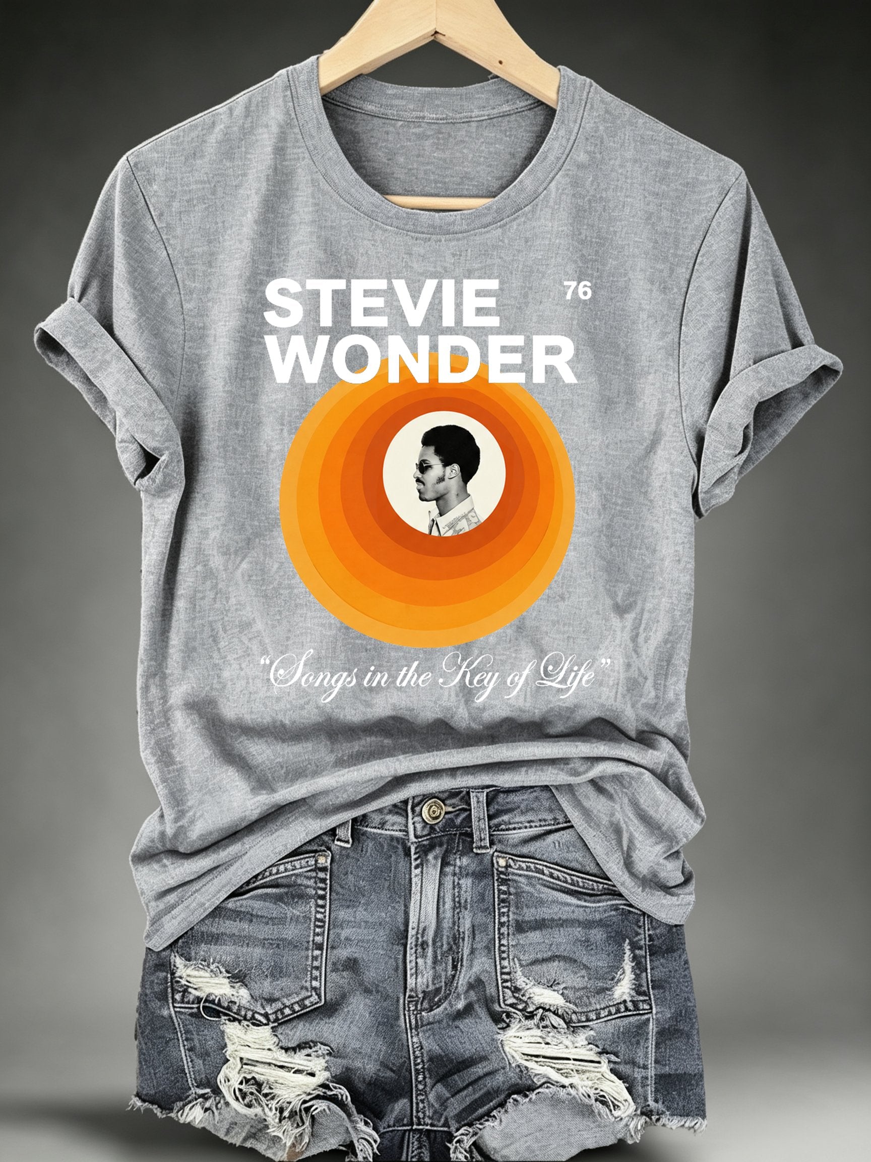 Women's  Retro Album Concentric Circles Graphic Apparel Anniversary Tour  Shirt