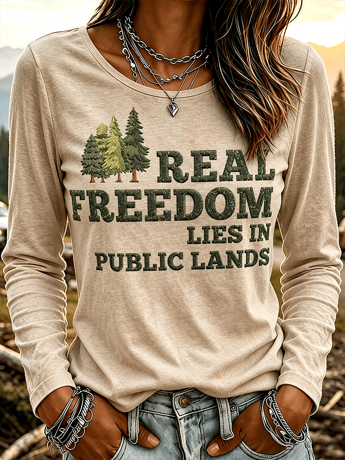 Women's "Real Freedom Lies In Public Lands"Comfortable Mid-Sleeve Short-Sleeve T-Shirt