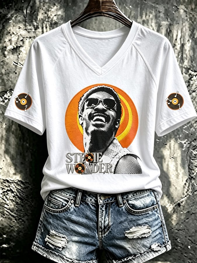 Women's Female Singer Graphic T-Shirt